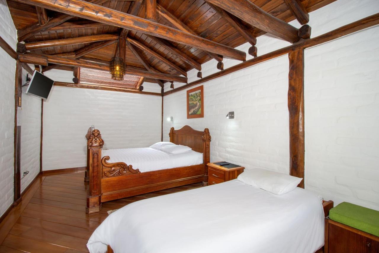 Hostal ILÉ Baños Extérieur photo