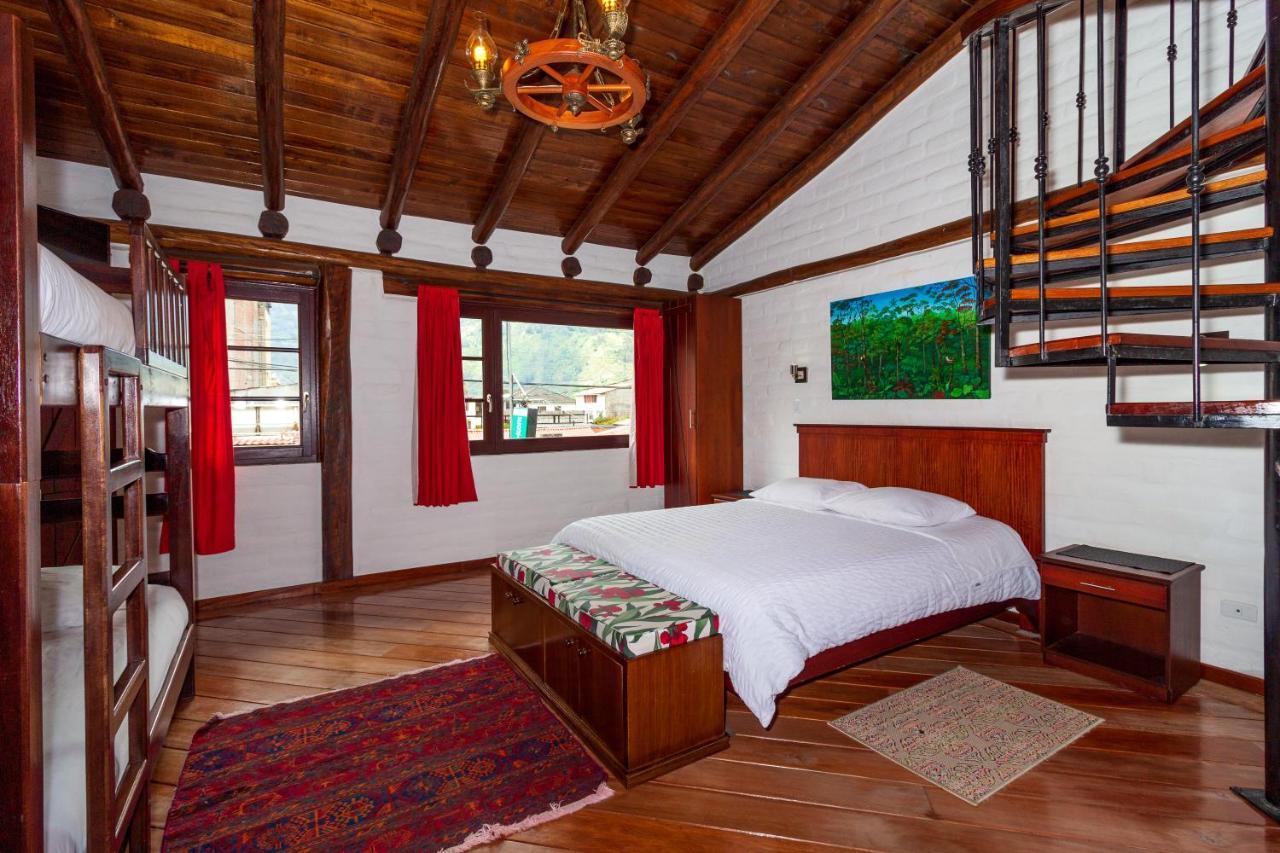 Hostal ILÉ Baños Extérieur photo