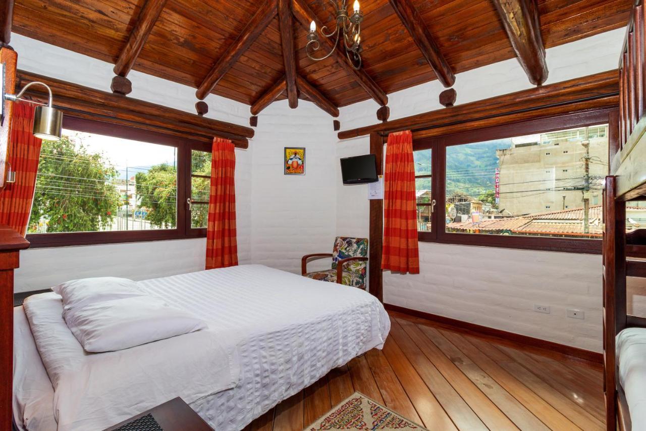 Hostal ILÉ Baños Extérieur photo