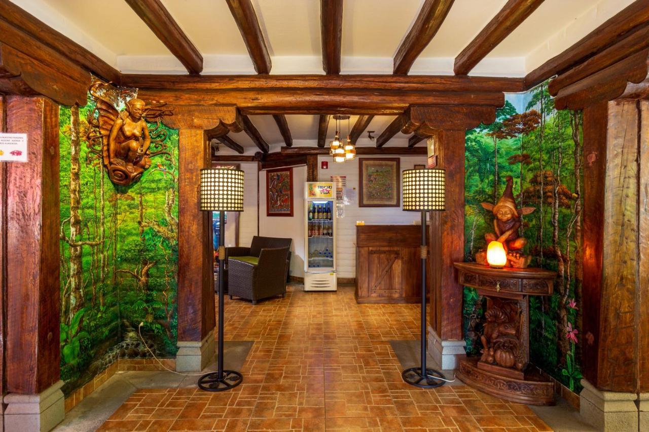 Hostal ILÉ Baños Extérieur photo
